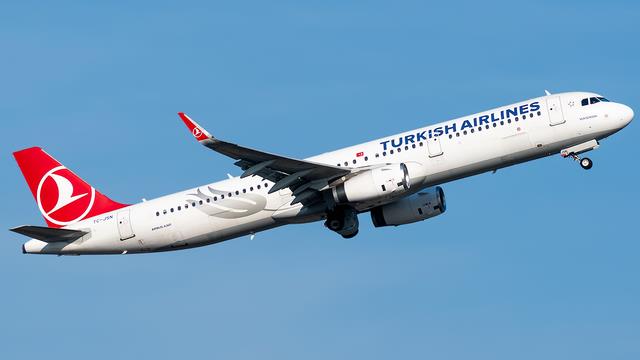 TC-JSN:Airbus A321:Turkish Airlines